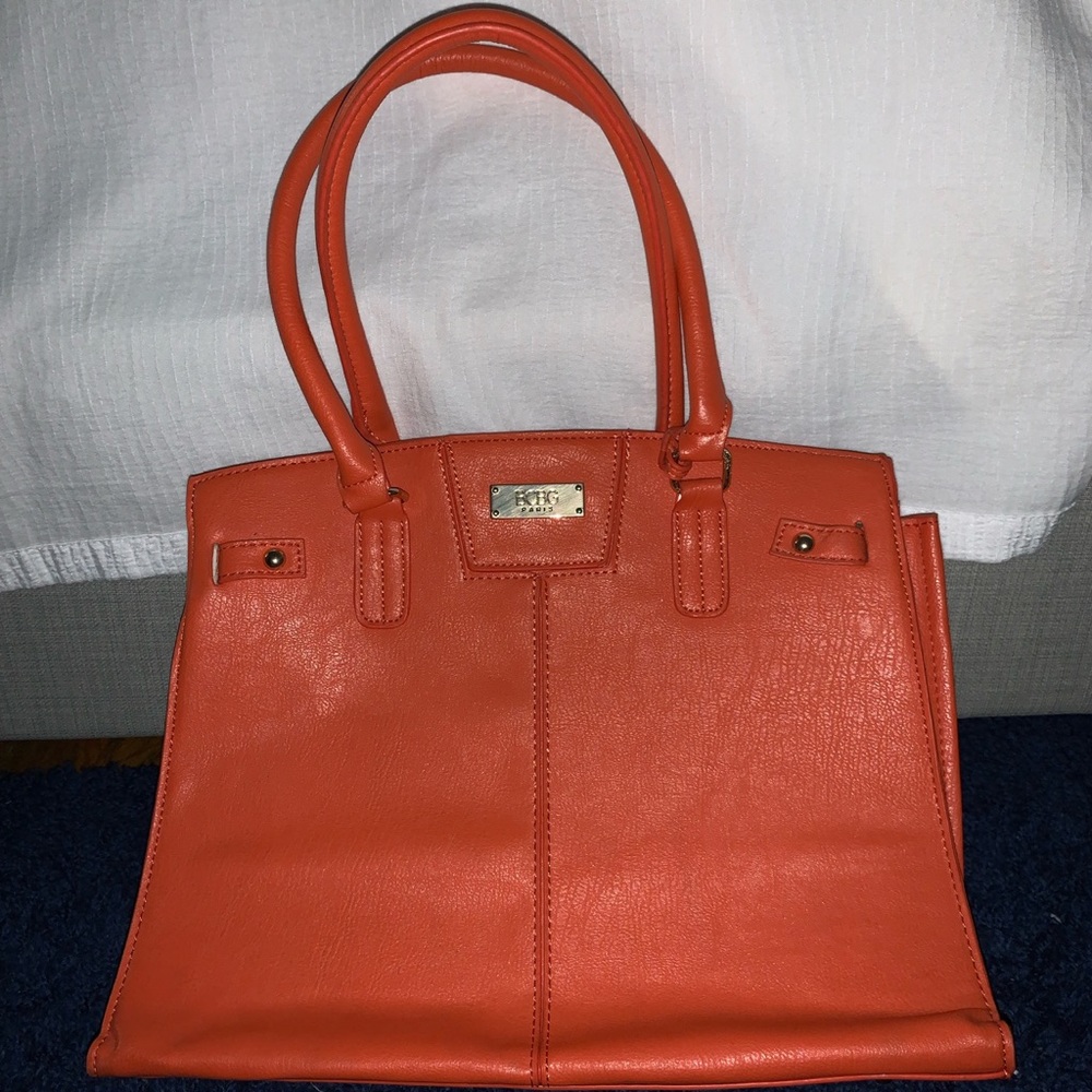 Orange BCBG Paris Purse 🧡
